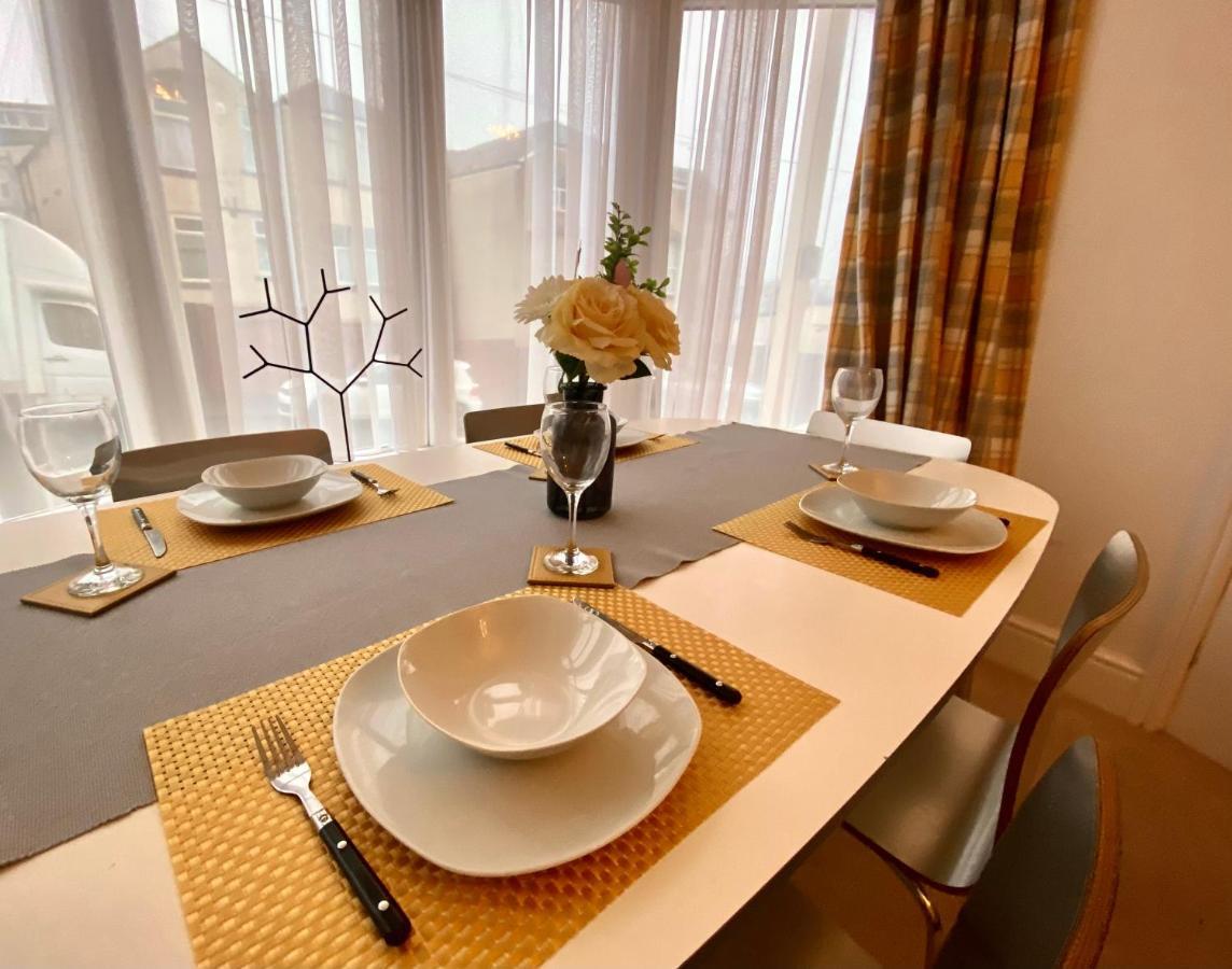 Blackpool Abode - The Buttercup Suite Экстерьер фото